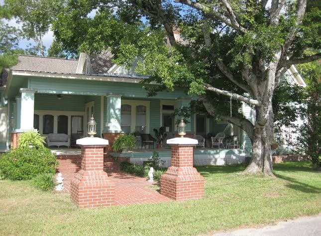 Village Street Bed and Breakfast
