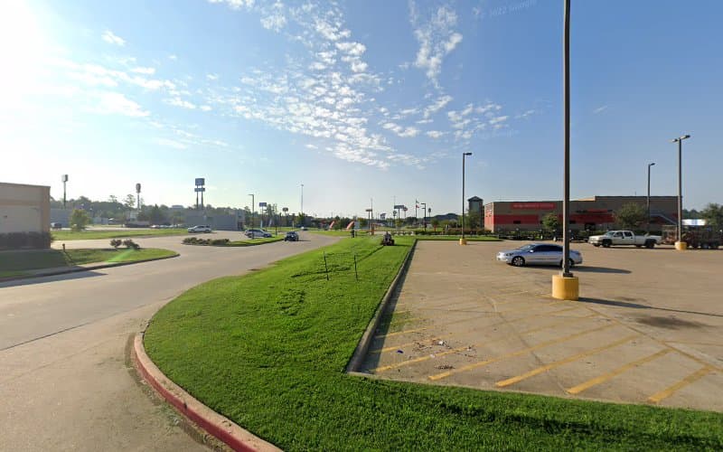 Dr. Michael G. Iversen, MD in Lufkin, TX