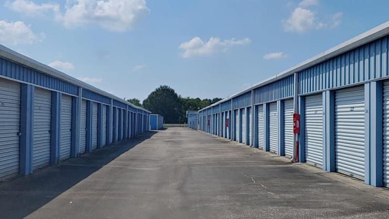 Storage Rentals of America