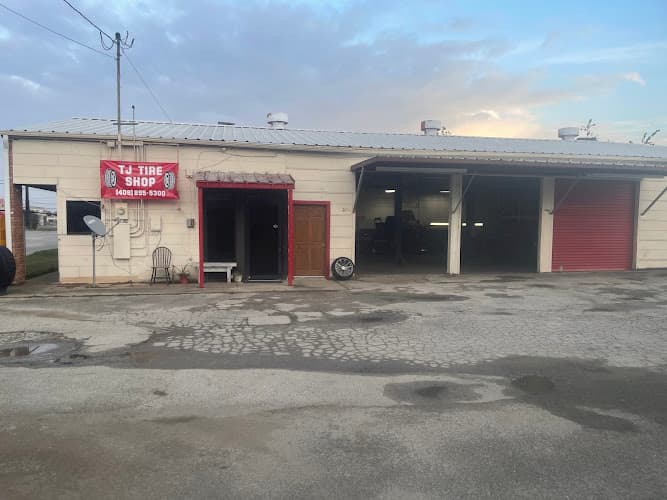 TJs Tire Shop in Beaumont, TX