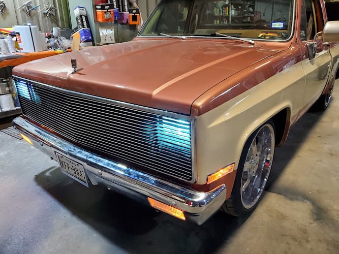 Auto Body Solutions Plus in Groves, TX