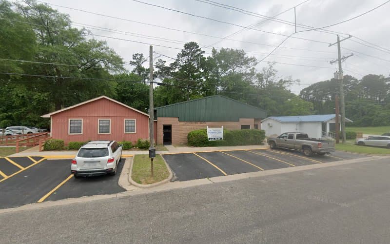 Dr. Jerry D. Wood, MD in Livingston, TX