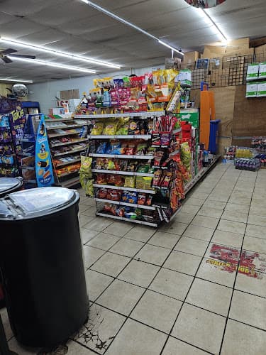 Super S Food Mart in Nacogdoches, TX