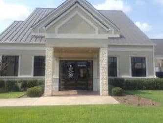 BOM Bank in Center, TX
