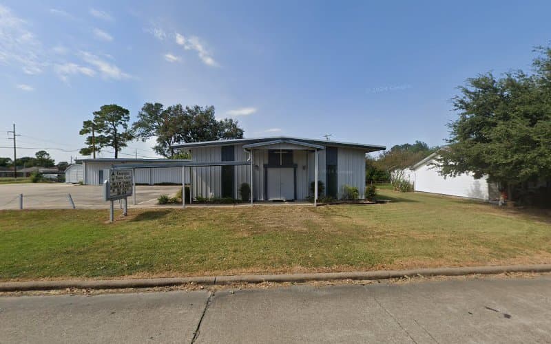 Lamplighter Baptist Church in Port Neches, TX